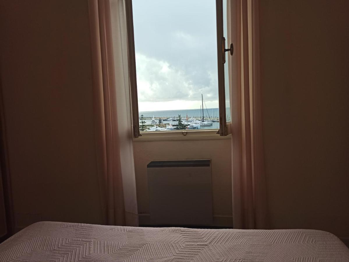 Hotel Miramare Imperia Pokoj fotografie